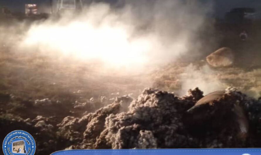 إخماد حريق نشب في تريلة محملة بالقطن جانب مفرق ميسلون