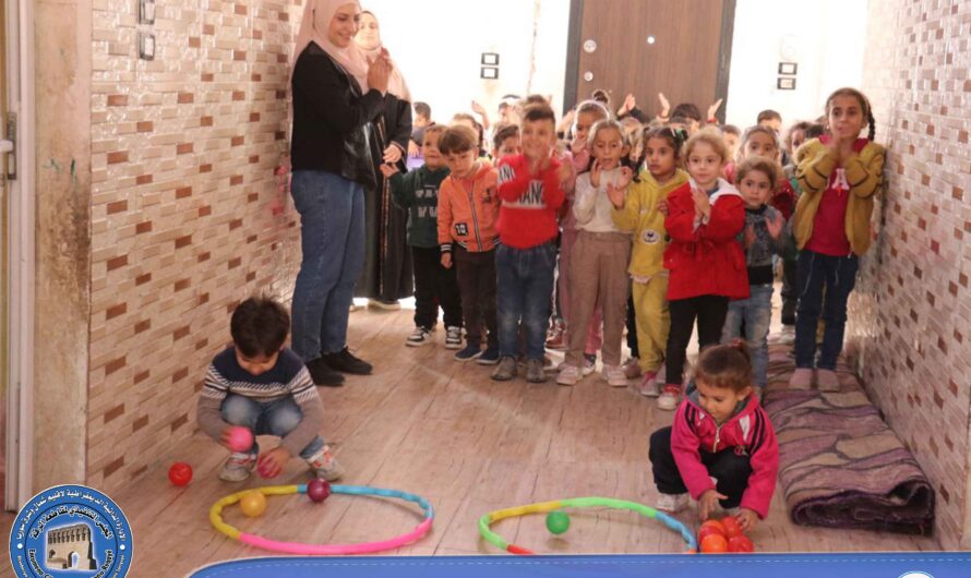 إقامة نشاطات ترفيهية لأطفال روضة وحضانة فرح النموذجية