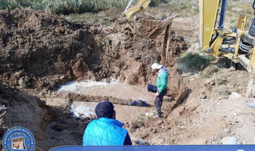 إصلاح خط بولي ايتلين عند مدخل مزرعة ربيعة بالريف الغربي