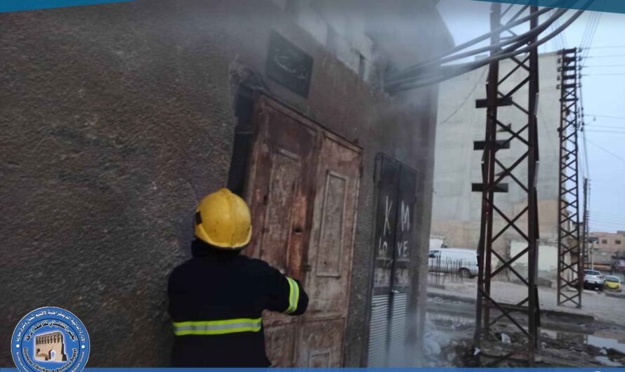 إخماد حريق نشب في محولة كهربائية خلف جامع الشهداء