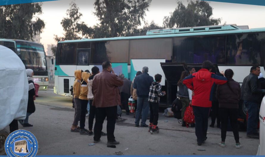 إجراء جولة في ملعب الرقة البلدي لتفقد أحوال الأهالي المهـ.ـجرين قسـ.ـراً من مناطق عفرين والشهباء