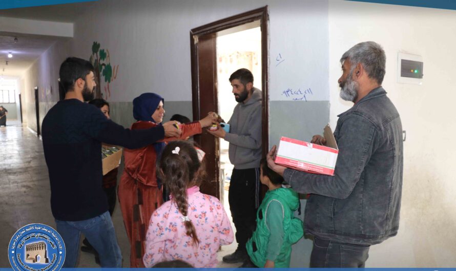 جانب من التغطية الإعلامية لمراكز الإيواء في مدارس مدينة الرقة