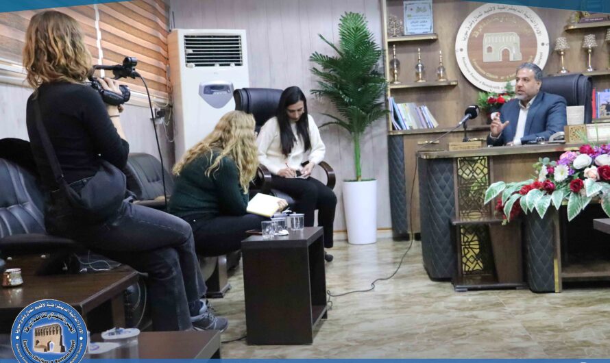 وفد برلماني من كتالونيا يزور المجلس التنفيذي لمقاطعة الرقة لمناقشة الأوضاع الأمنية