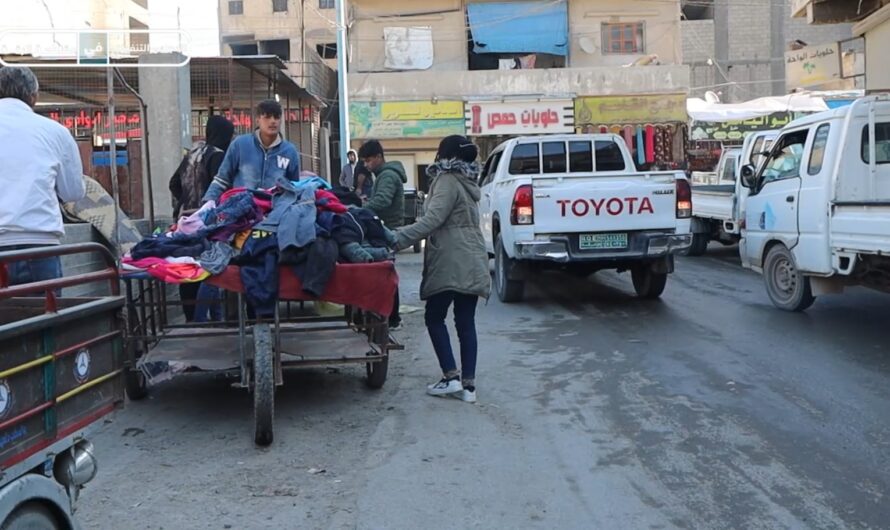 إزالة ونقل جميع البسطات من الشوارع الرئيسية إلى موقع سوق الهال القديم