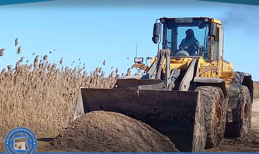 ترميم طريق شمالي مزرعة القحطانية استجابة لشكاوى الأهالي