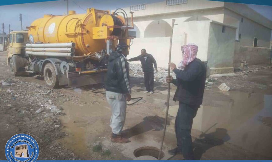 الورشات الخدمية تواصل أعمالها في شفط الحفر الفنية وتسليك الصرف الصحي في ريف الرقة