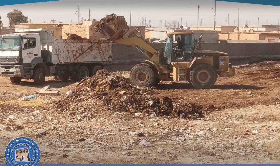بلدية الشعب في الرشيد تواصل أعمال النظافة وترحيل المكبات العشوائية