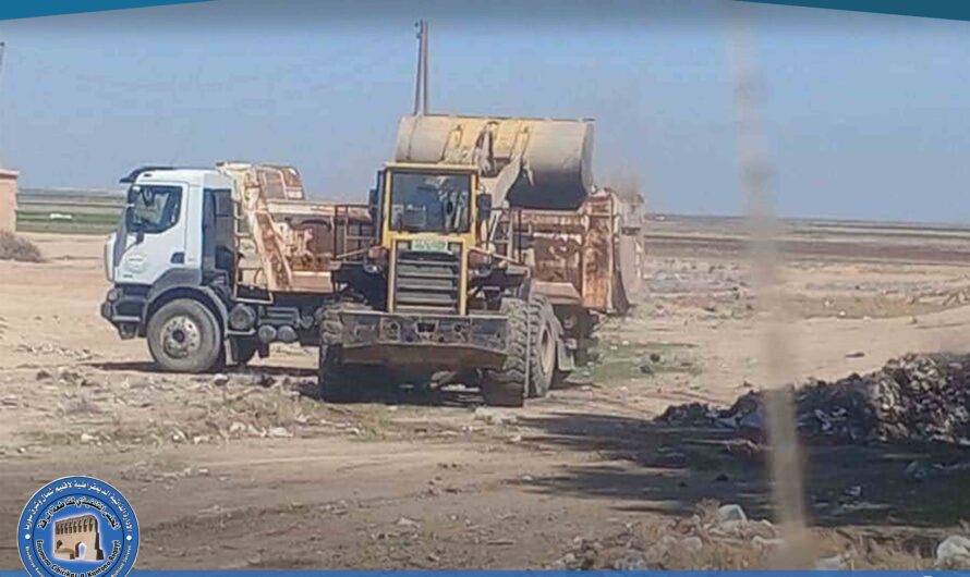 استمرار ترحيل المكبات العشوائية في الكسرة والحوس بدعم من مديرية الخدمات الفنية