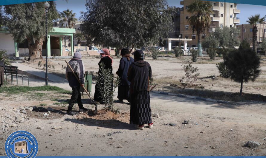 حملة نظافة وتحويض في حديقة 7 نيسان