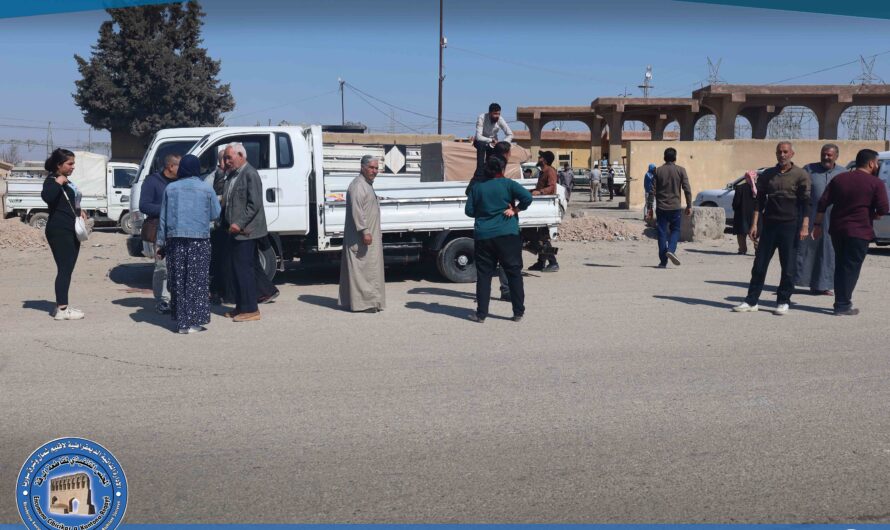 أهالي الرقة يستقبلون وفداً من كوباني ويتوجهون إلى سد تشرين في وقفة احتــ..ــجاجــ..ـية ضد الهجــ..ـمات التــ..ـركية