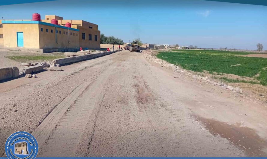 بلدية الشعب في رطلة تباشر أعمال تسوية الطرق وردمها