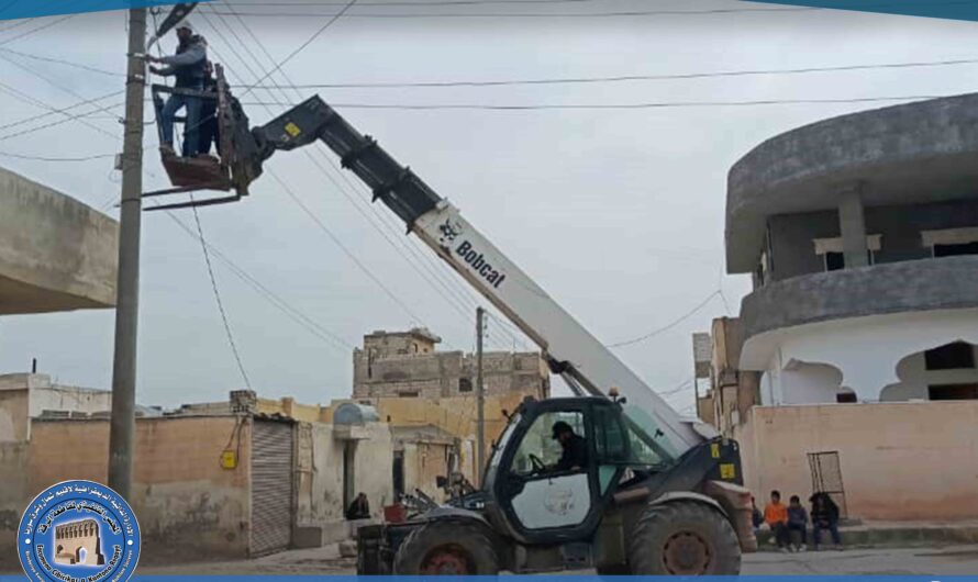 استجابة لشكاوى الأهالي … تركيب أجهزة إنارة في حي المشلب