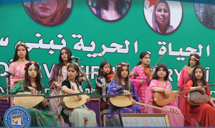 الرقة تحتفي بيوم المرأة العالمي بفعالية كبرى