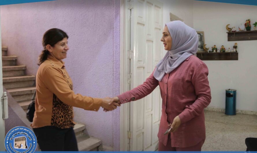 وفد من هيئة التربية والتعليم يقدم واجب العزاء بمركز الهلال الذهبي باستشهاد ديالا محمد سليمان