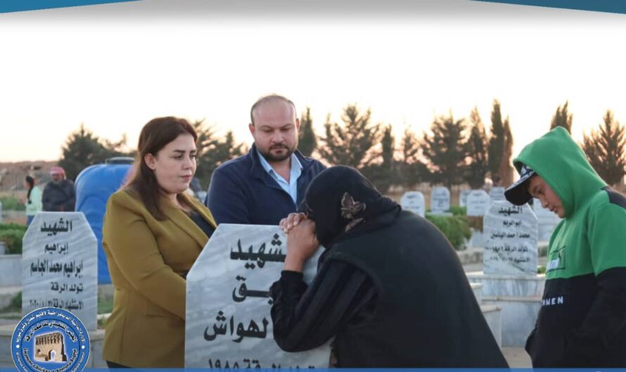 جانب من زيارة مزار الشهداء في قرية الحكومية بأول أيام عيد الفطر