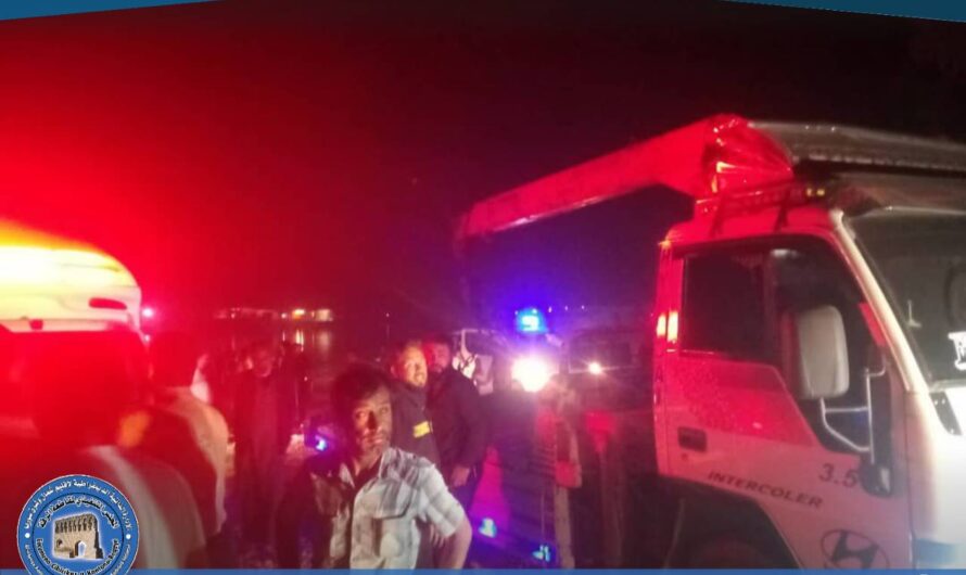 غرق سيارة بنهر الفرات