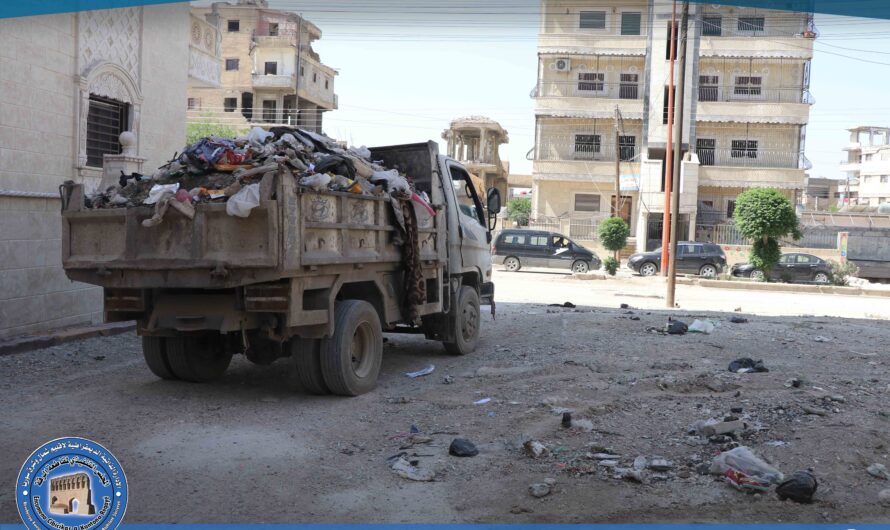 ورشات النظافة تواصل أعمالها لتحسين الواقع الخدمي في شوارع الرقة