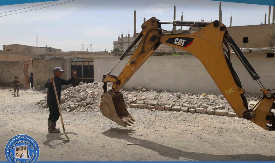 طوارئ المياه تعالج انسداداً أثر على أكثر من 40 منزلاً شمال مدرسة حطين