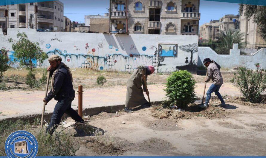 دائرة الحدائق والتشجير تجري بعض الأعمال الخدمية في الحديقة المرورية
