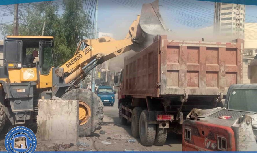 بلدية الشعب بالرقة تواصل أعمالها على سرير النهر وتدعم جهود النظافة العامة