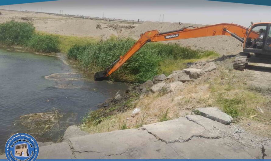 دائرة المياه تتابع أعمال تعزيل وتنظيف محطة الشاهر لضمان كفاءة التشغيل