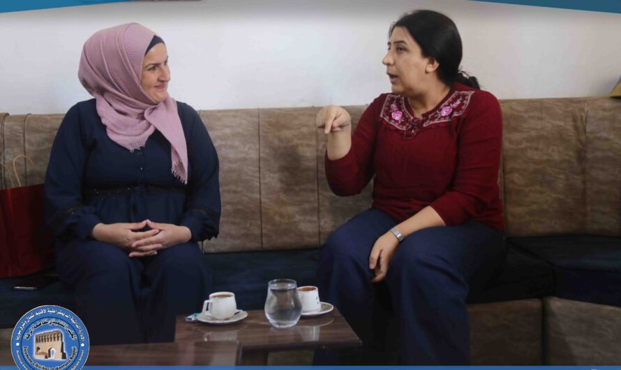 منسقيّة المرأة في مجلس الرقة التنفيذي تكرّم فرقة “بالميرا” للفنون الشعبية