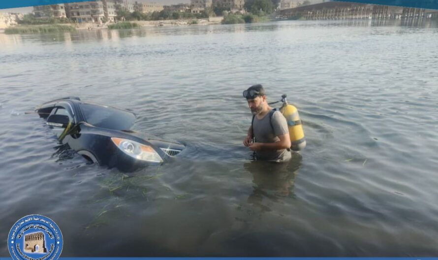 إنتشال سيارة من نهر الفرات قرب الجسر القديم