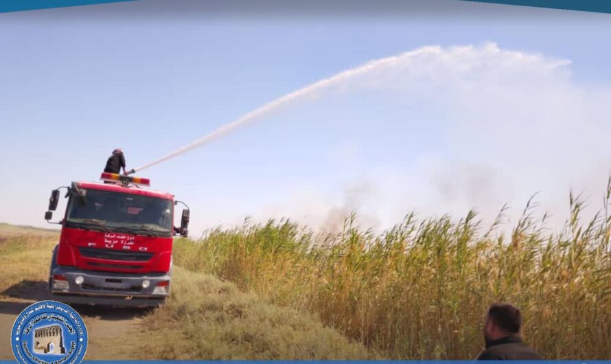 إخماد حريق في أرض زراعية بقرية حزيمة شمالي الرقة