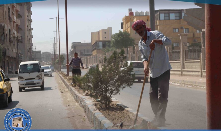 بلدية الشعب في الرقة تواصل أعمالها في تنظيف وتشجير منصفات الشوارع