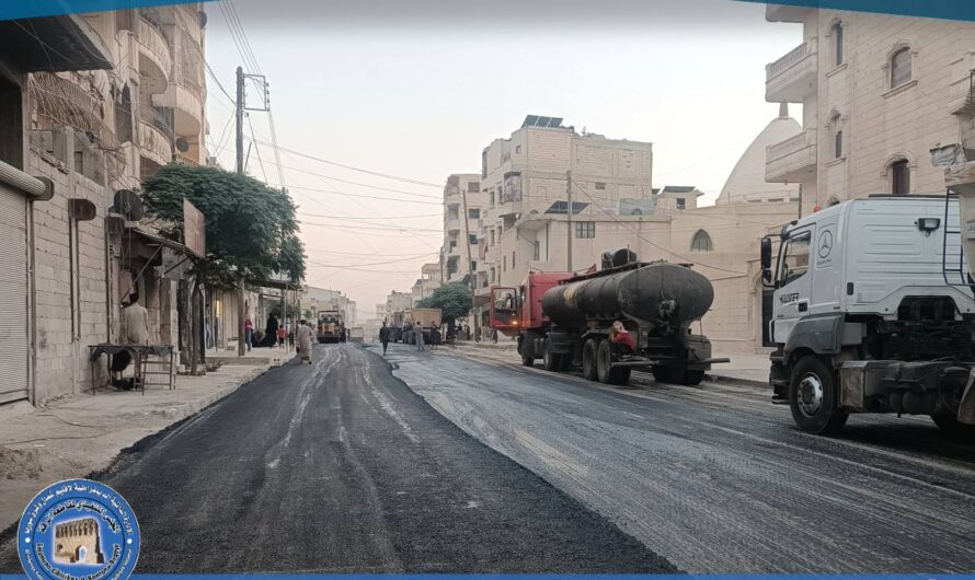 بلدية الشعب بالرقة تواصل مشاريع تعبيد الطرق في الرقة ضمن خطتها 2025