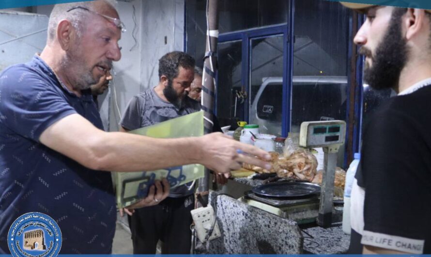 الضابطة السياحية تنفذ جولة مسائية على عدد من المقاهي والمطاعم المرخصة