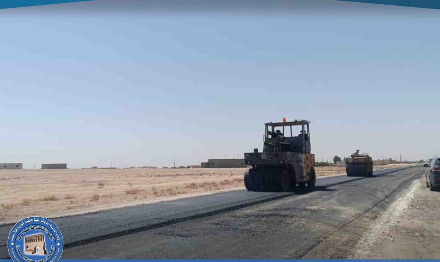 استمرار مشاريع تعبيد الطرق في ريف الرقة