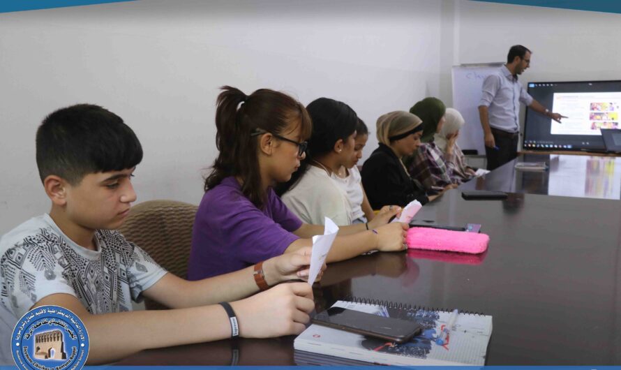 مكتب الأنشطة الشبابية يفتتح دورة لتطوير مهارات اللغة الإنجليزية