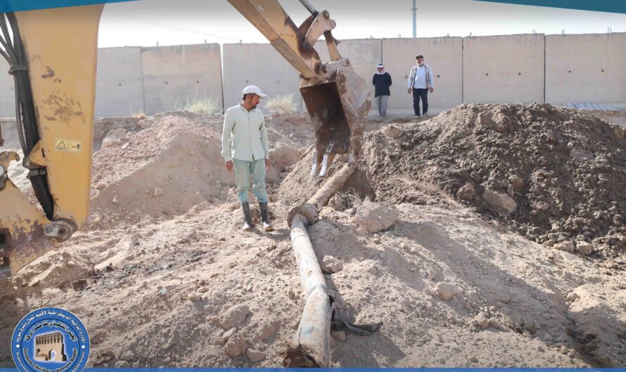 إصلاح كسر في خط مياه رئيسي بالرقة