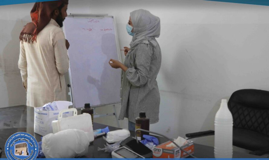 مكتب الأنشطة الشبابية يجري الاختبارات النهائية لدورتي الإسعافات الأولية والحاسوب