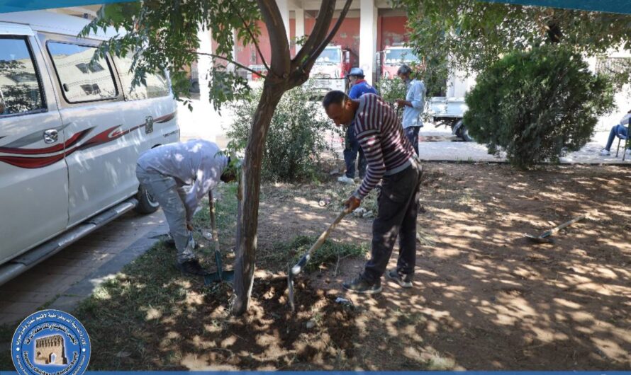 ورشات الحدائق والتشجير تواصل أعمال العناية بالساحات والأشجار في مدينة الرقة