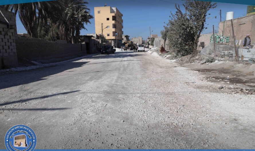 بلدية الشعب في الرقة تواصل أعمالها ضمن مشروع تعبيد طريق الطيار