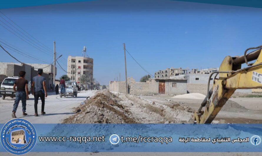 ورشات الكهرباء تنفذ خط توتر جديد في نزلة الطيار