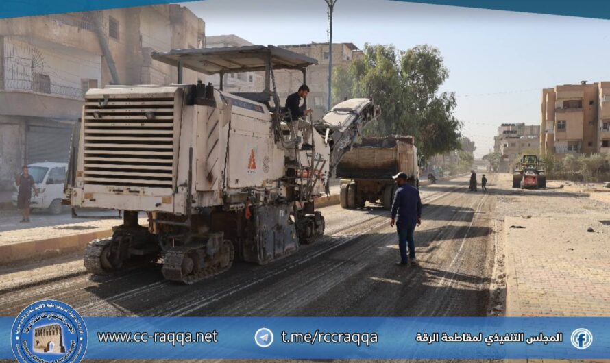 المباشرة بأعمال القشط على الطريق الواصل بين دوار الادخار ومفرق الجزرة