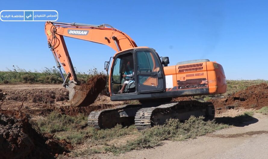 قسم الصيانة ينفذ أعمال معالجة لكسرين على قناة الساوث في منطقة اليرموك