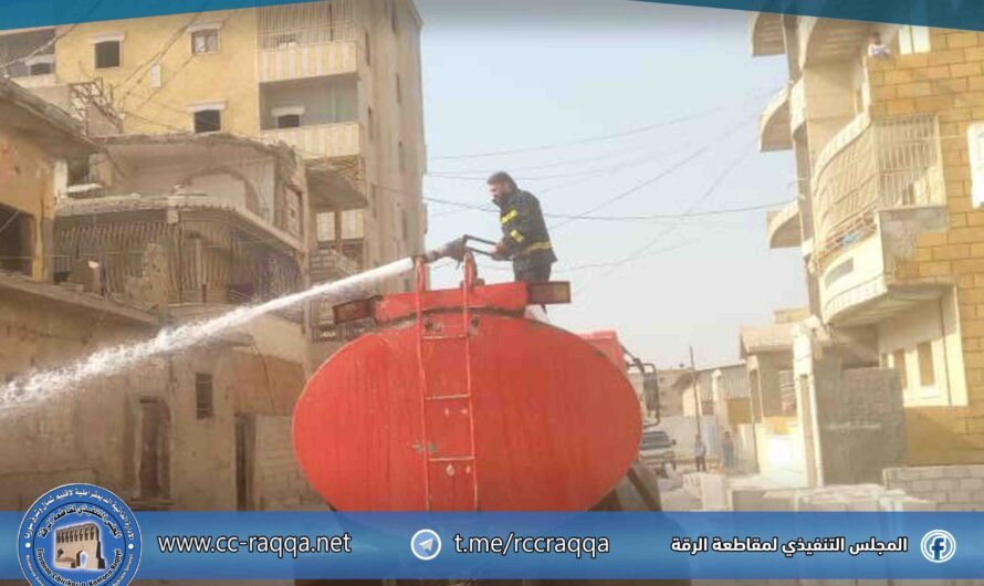 فريق الاستجابة الأولية يخمد حريقاً في أحد المنازل خلف المجمع سابقاً