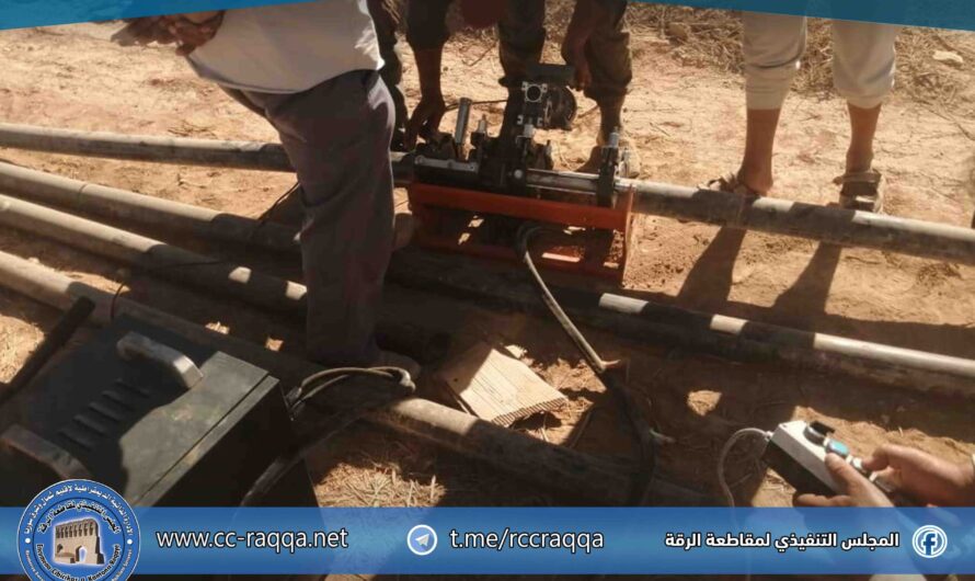 إصلاح عطل في شبكة المياه بقرية خنيز وإعادة الخدمة خلال وقت قياسي