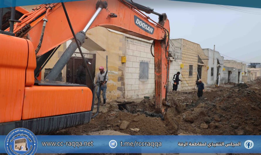 بلدية الشعب بالرقة تستجيب لأهالي حي الأكراد وتنفذ مشروع صرف صحي جديد