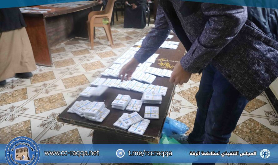 مجلس أحمد الجانم يواصل تسليم بطاقات التدفئة لليوم الثالث على التوالي