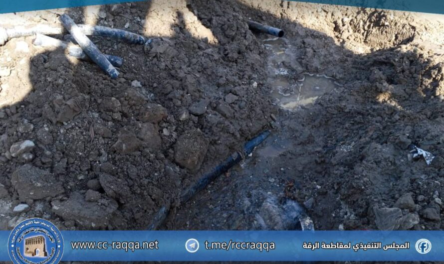 ورشات المياه تصلح خط مياه شرب متضرر في حي الطيار